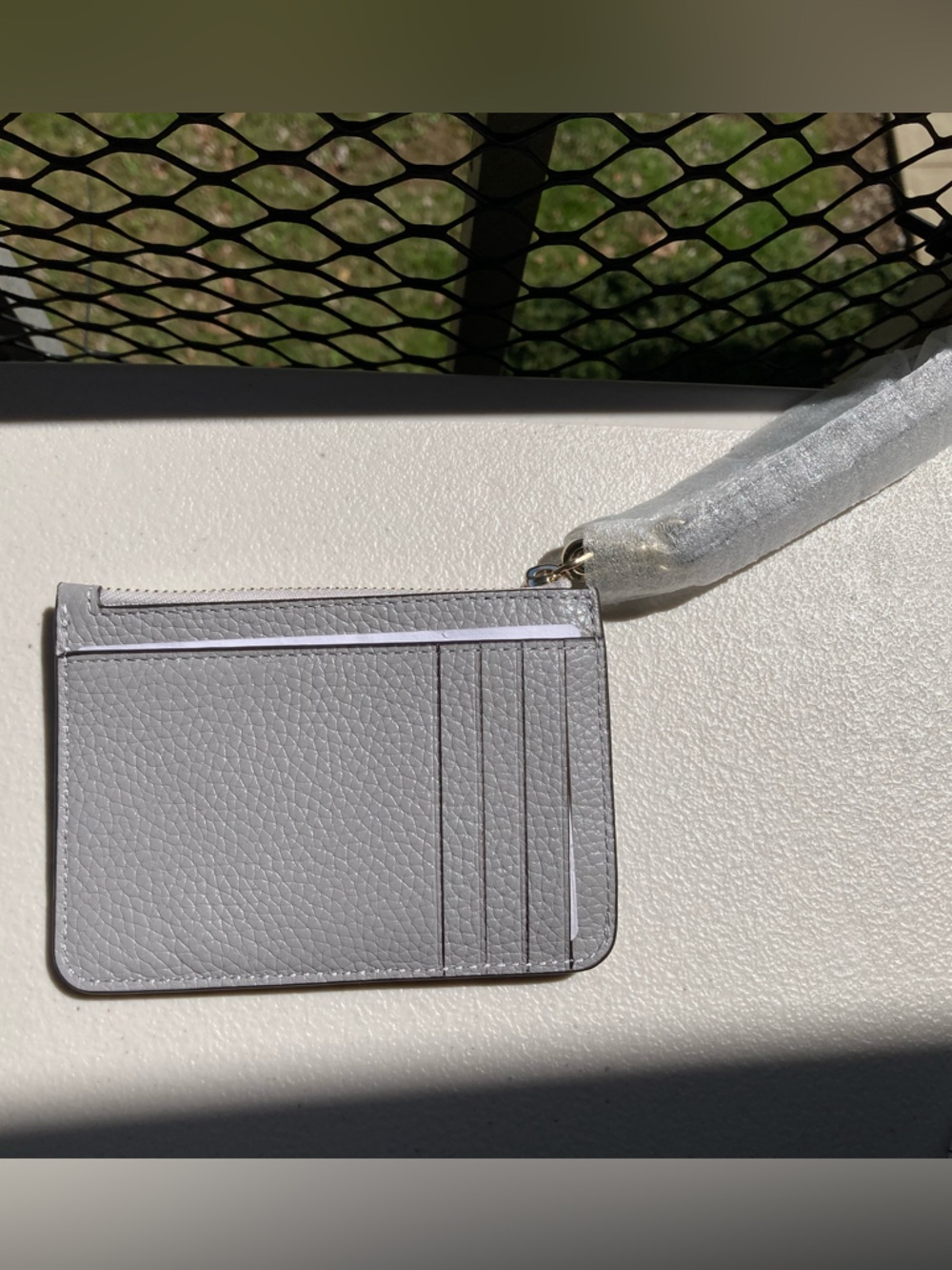 Kate Spade Pebbled Leather Lena Colorblock Small Card Holder Wristlet Grey White - Picture 15 of 16